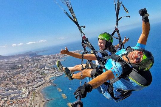 BRONZE tandem paragliding flight in South Tenerife, free pick up