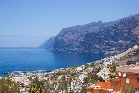 Day Tour with Official Guide Around the Island of Tenerife