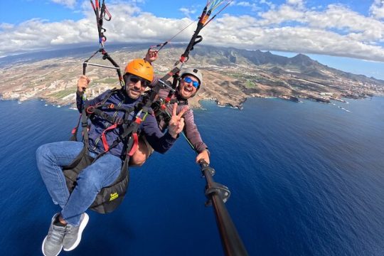 Tandem paragliding in Tenerife