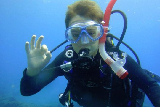 Diving for beginners by boat from Puerto Colon