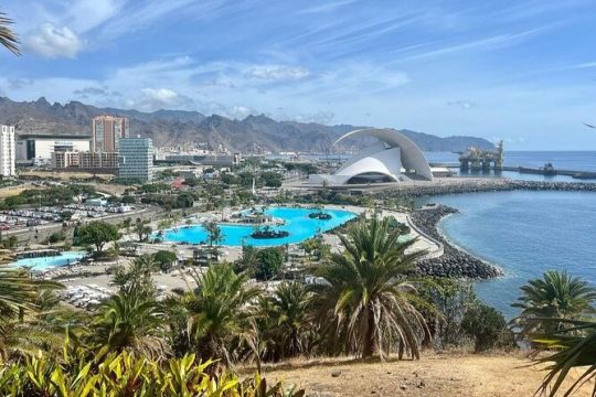 Private tour with photos in Santa Cruz de Tenerife